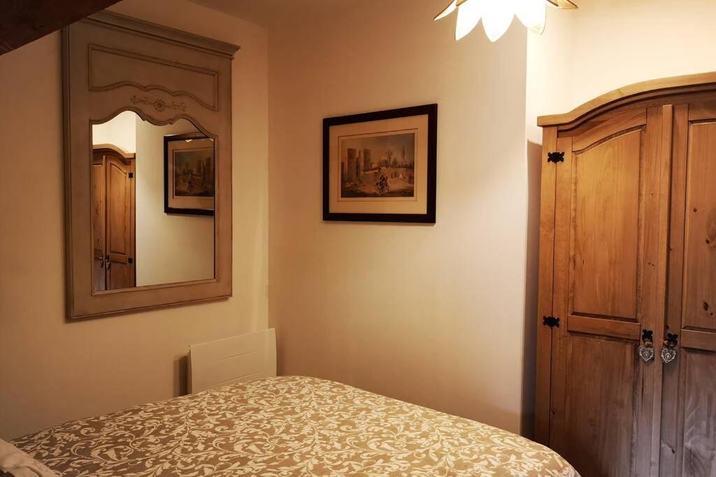 Apartamento Aux 3 Maillets Bourges Exterior foto